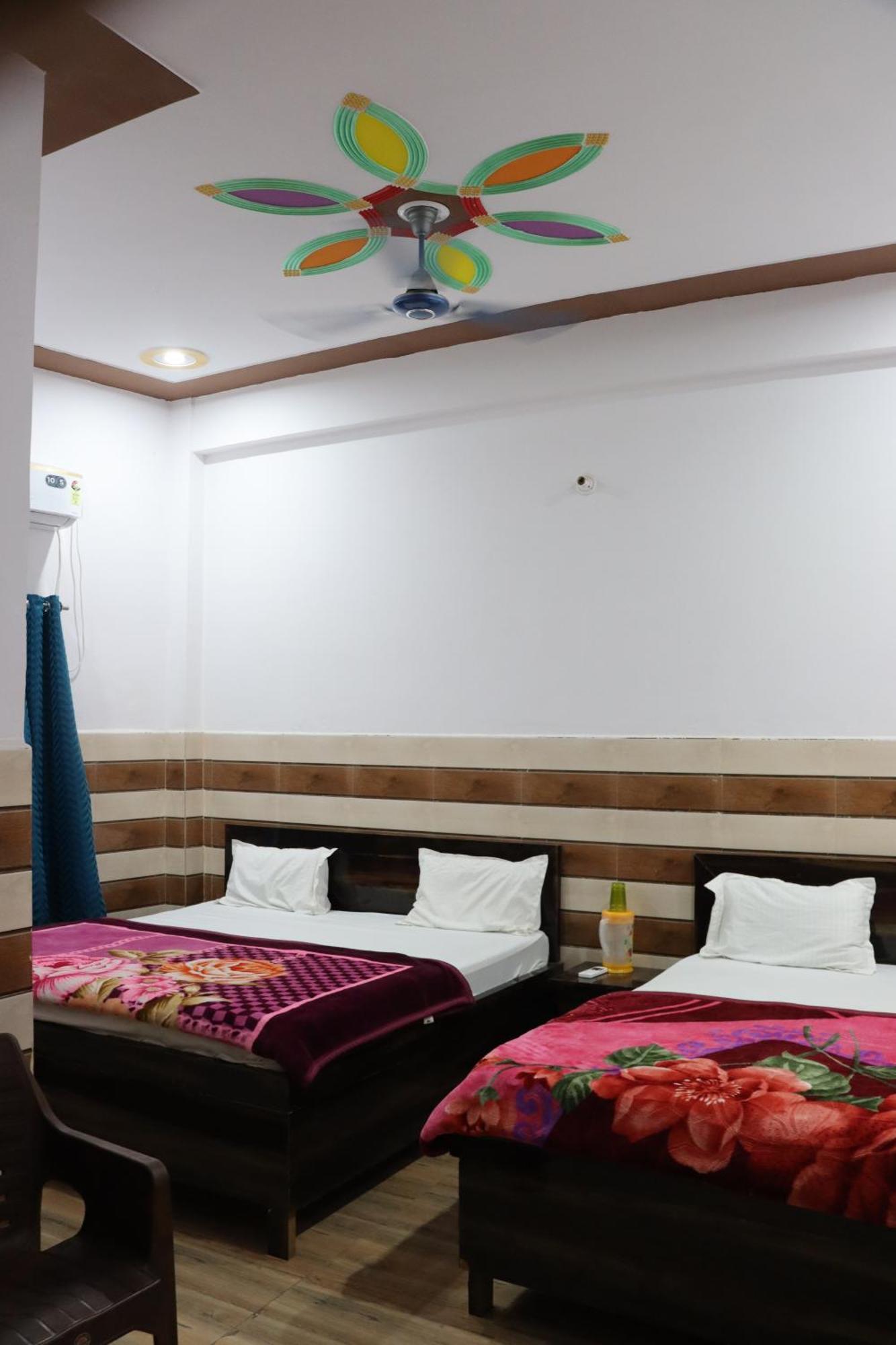 K.d. Dham Near Prem Mandir Hotel