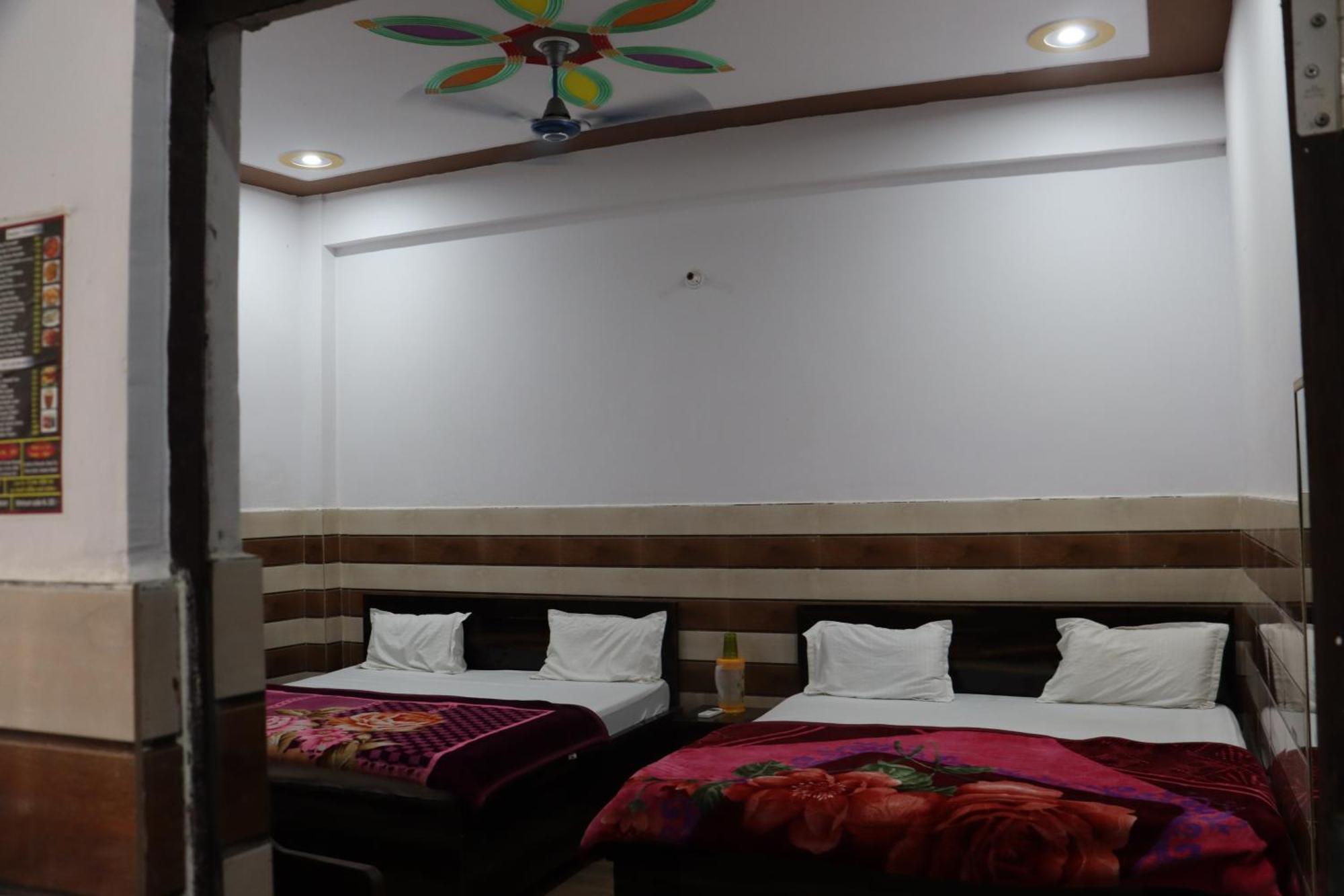 Hotel K.d. Dham Near Prem Mandir Vrindavan