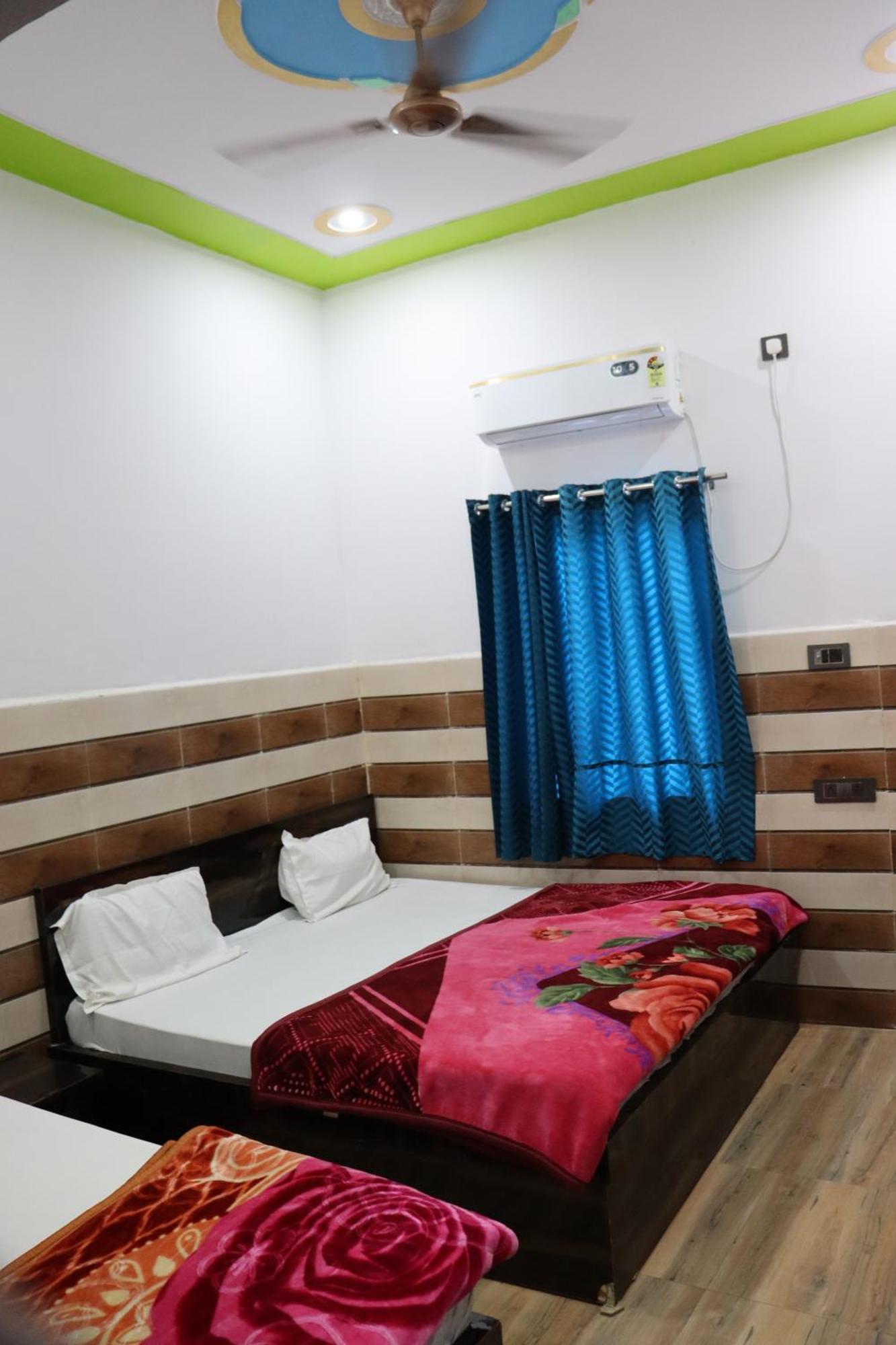 K.d. Dham Near Prem Mandir Vrindavan